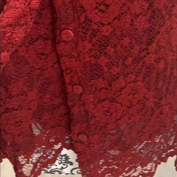 Petite tank and lace cardigan - Picture 3 of 12